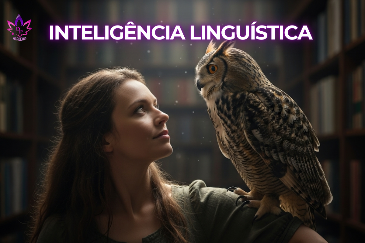 "Imagem conceitual com uma coruja observando uma mulher escrevendo em um caderno aberto em uma biblioteca, representando a inteligência linguística e o poder das palavras."
